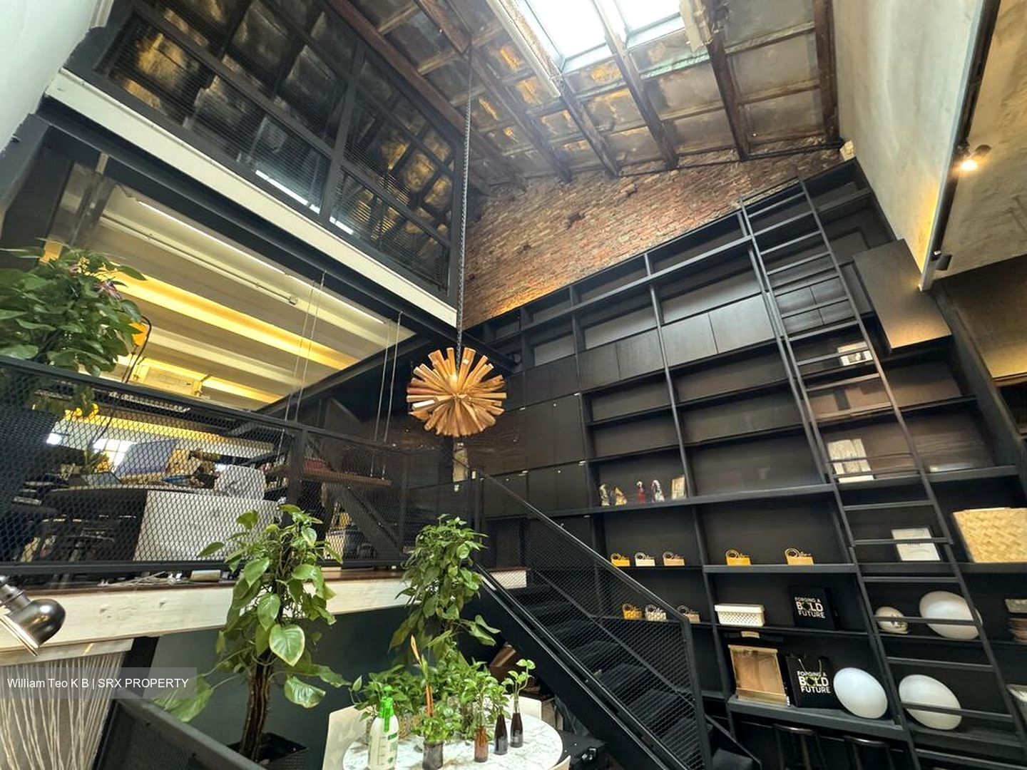 Tessensohn Road (D8), Shop House #451429311